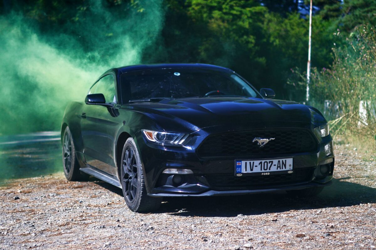 sport auto controverse grille inversée elle